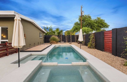 Village Grove House | Mid-Century Marvel: Poolside Patio w/Spa & Bocce
