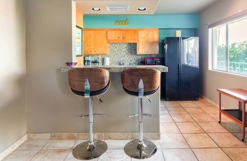 South Scottsdale Condo | Mid century modern condo near Old Town, pool & BBQ