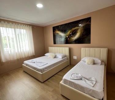 Shkoder House | MIQT GUEST HOUSE