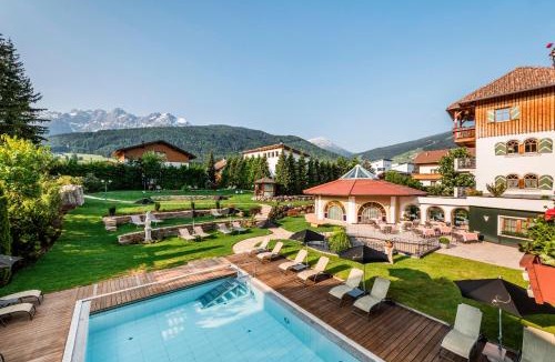 Valdaora di Mezzo Hotel | Mirabell Dolomites Hotel