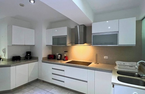 Santa Cruz Apartment | Miraflores luxury oceanfront apartment