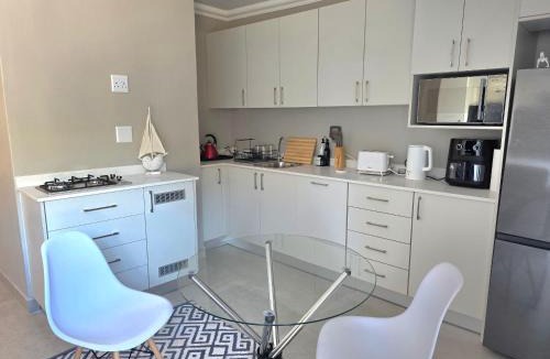 Pennington House | Miskin Place Unit 3