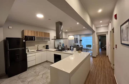 Reducto Apartment | MLA apartments - Larcomar 601