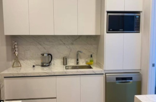 Leuro Apartment | Modern 3-bedroom apartment Near the Sea