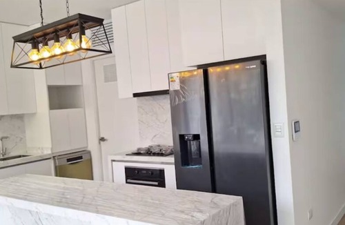 Leuro Apartment | Modern 3-bedroom apartment Near the Sea