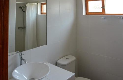 Pisco Apartment | Modern 5BR House with Private Pool in Paracas