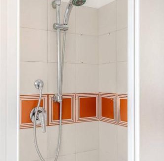 Schio Apartment | Modern Apartment Business & Outdoor near the railway station
