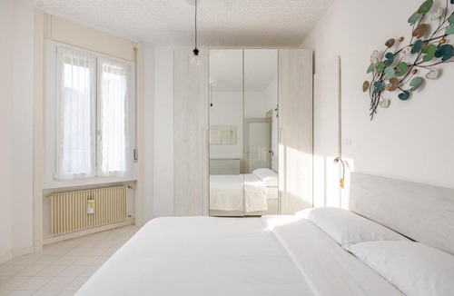 Schio Apartment | Modern Apartment Business & Outdoor near the railway station