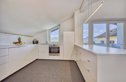 Caldaro Sulla Strada del Vino Apartment | Modern Apartment for Five with Panoramic Views and Private Garage in Caldaro