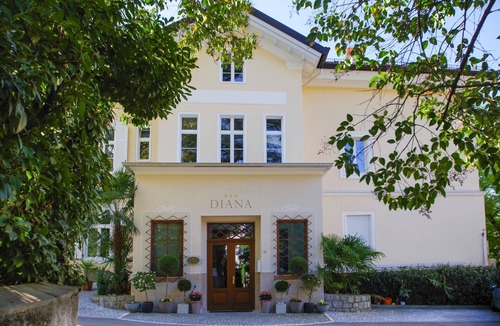 Merano Apartment | Modern apartment in the center of Merano - very quiet location in the exclusive residential area