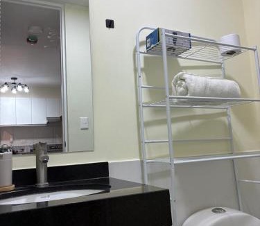 Santa Beatriz Apartment | Modern apartment overlooking Parque de las Aguas