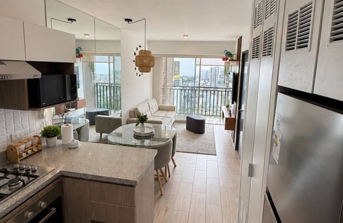 Magdalena del Mar Apartment | Modern apartment with panoramic views, on the corner of San Isidro Street and just steps from the Costa Verde