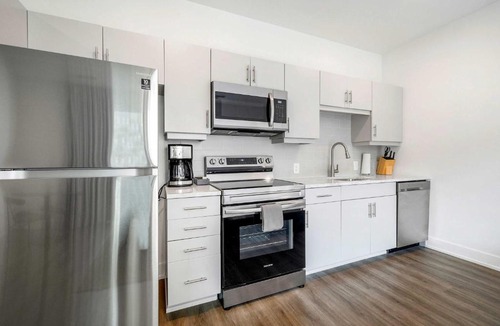 SoNo Apartment | Modern Atlanta Studio in Midtown! Walkable Location! - S4