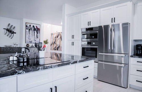 Paradise Valley Village House | Modern Contemporary Showpiece w/Pool, Hot Tub, & Game Room!
