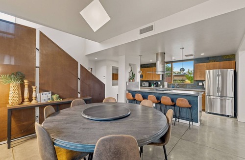 Tucson House | Modern Desert Escape: Luxe Pool, Kids’ Play Zone !