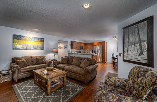 North Park City Condo | Modern - Updated condo 100yds from the Park City Mt. - close to Deer Valley