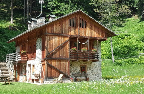 Rabbi Apartment | 'Monte Sole Monte Villar' with Mountain View