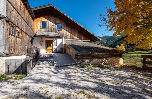 San Vito Apartment | 'Mösslhof Apartment Garden' with Mountain View & Wi-Fi