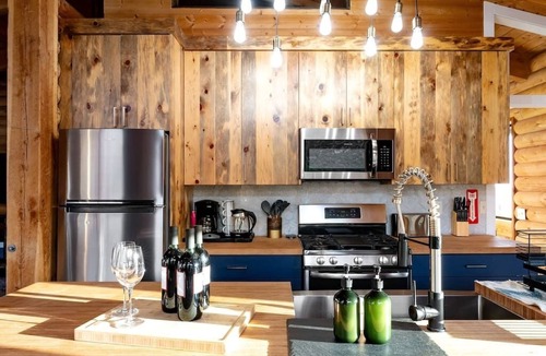 Apple Valley Cabin | Mountain Desert Retreat Elevation 40 Zion