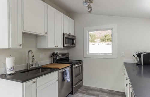 Arcadia House | Mountain Edge Mansion - Private Pool - Sleeps 20