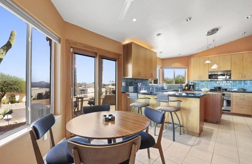 Fountain Hills House | Mountain View in Fountain Hills with Hot Tub