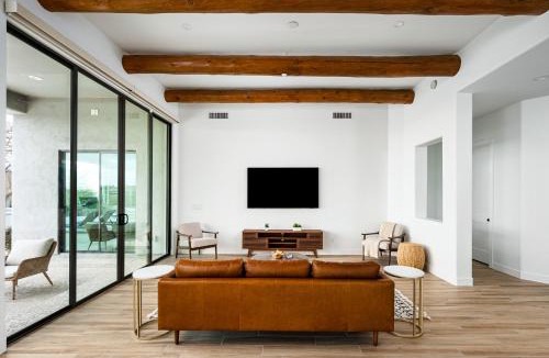 Pinnacle Peak House | Mountain views swimming a private escape at Sonoran Serenity