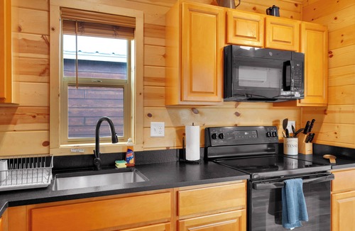Summerhaven Cabin | Mt Lemmon Cabin 8 - Near Shopping/Ski Valley and More.