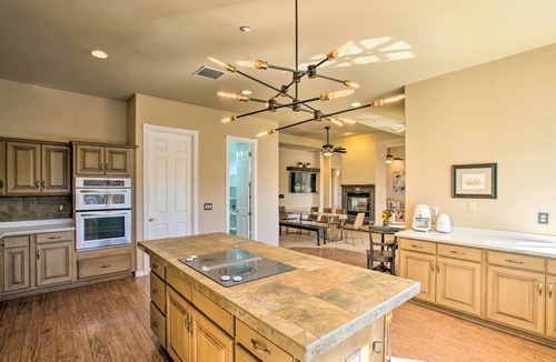 Fountain Hills House | Mtn View! Group-Friendly Getaway in Fountain Hills