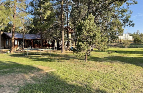 Pinedale Cabin | Multi-Family Northern Cabin Retreat