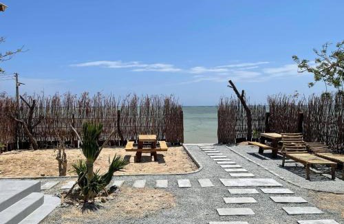 Ninh Hai House | My Hoa Oceanfront Home