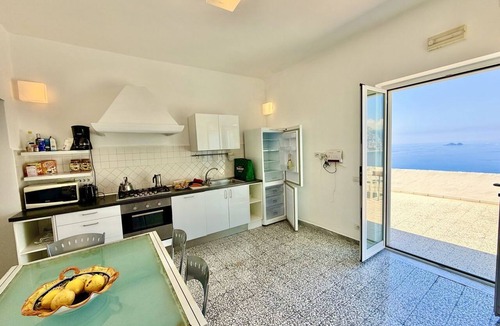 Praiano Apartment | My Shazzy Praiano amazing Sea View, look on Capri and Positano