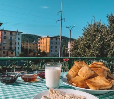 Puke House | N'konak Guesthouse