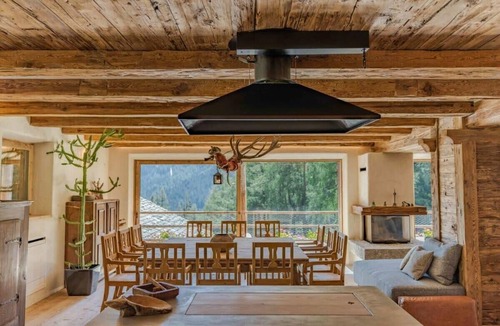 Spormaggiore Ski Chalet | Natural Stone Chalet with Great Atmosphere