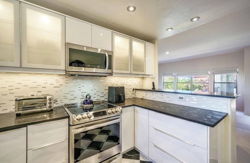 Village Fairways House | Negotiated rates - Contact Owner!