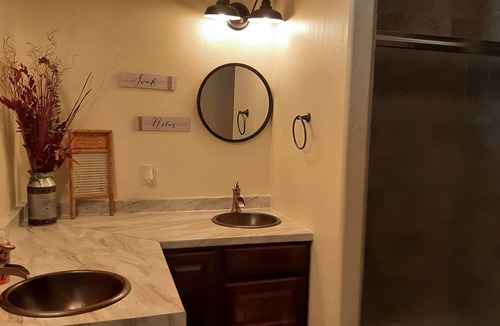Tonto Basin House | New 3 bedroom house 10 minute from Roosevelt lake.