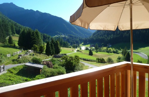St. Gertraud Apartment | New bright vacation apartment to feel good in the mountains with a wonderful view