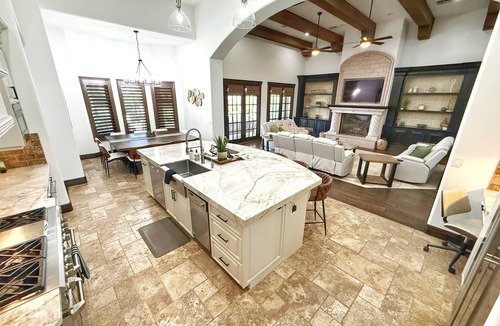 East Mesa House | NEW Epic Retreat! Pickle Ball, Pool, Spa, Batting Cage, Billiards, Game Room +