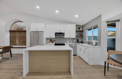 Chandler House | NEW! Gorgeous 3-Bedroom Oasis w/Pool