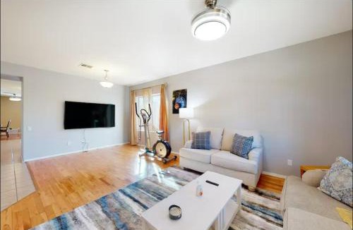 Westwing Mountain House | NEW! Stunning Peaceful Peoria Home - Very Close to Sports Complex