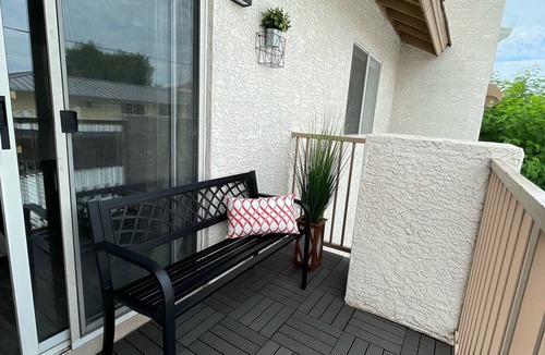 Arts District Condo | New! Sunny Scottsdale @ Heart of Old Town