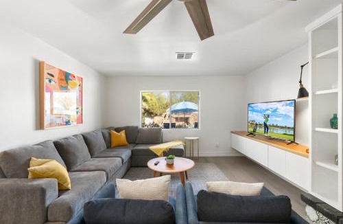 Shea North Estates House | New Tropical Vibe Villa By The Glam Homes
