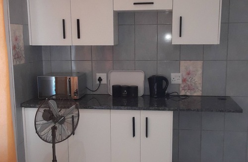 Newcastle House | Newcastle Thully guest house