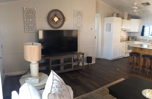 Apache Junction House | Newly remodeled with beautiful Mountain views in a nice 55 plus park.n
