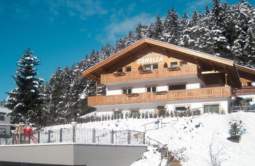Santa Cristina Val Gardena Apartment | Nice apartment for 2 people with WIFI, TV, patio and parking