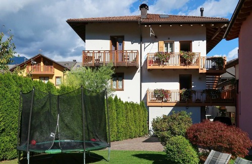 Caldonazzo Apartment | Nice apartment for 4 people with WIFI, TV, patio, pets allowed and parking