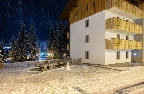 Campitello di Fassa Apartment | Nice apartment in the center