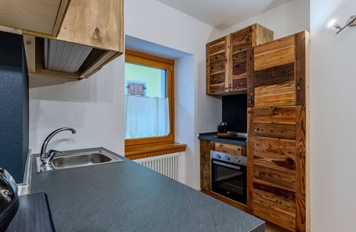 Pinzolo Apartment | Nice apartment for 3 guests with WIFI and TV