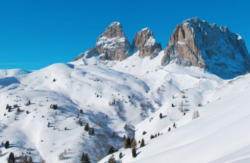 San Giovanni di Fassa Apartment | Nice apartment for 5 guests with WIFI, TV, balcony and parking