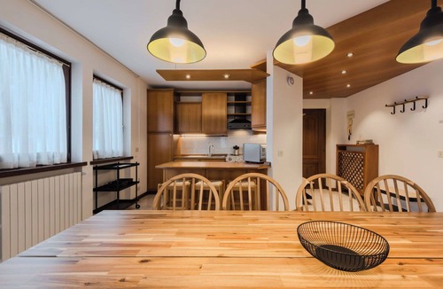 Pinzolo Apartment | Nice apartment for 8 guests with WIFI, TV and balcony