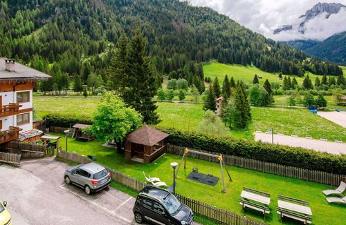 San Giovanni di Fassa Apartment | Nice apartment for 6 guests with WIFI, TV, balcony, pets allowed and parking